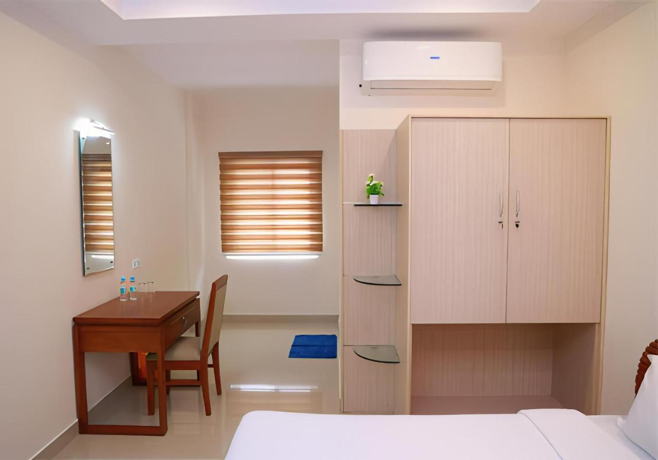 Moriah Inn Pala Pullappalli Buitenkant foto