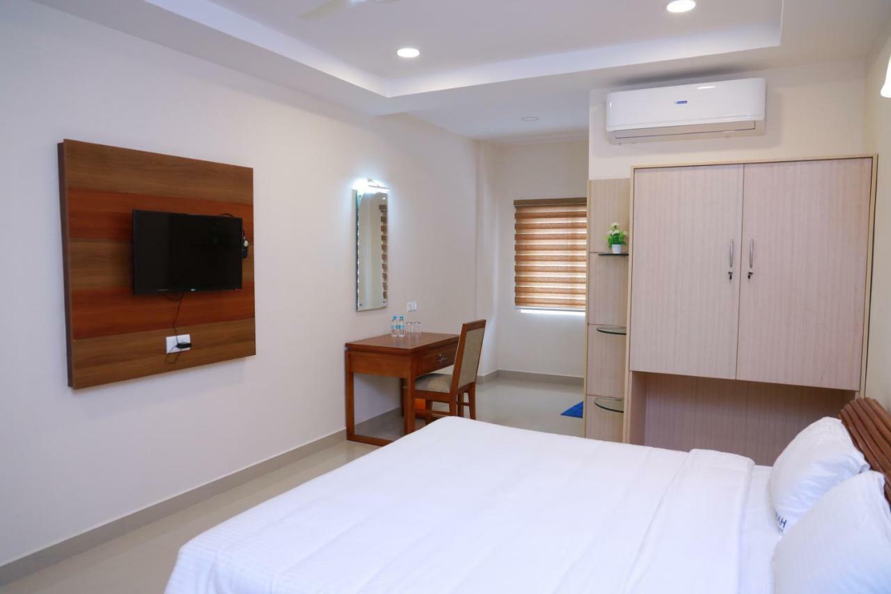 Moriah Inn Pala Pullappalli Buitenkant foto